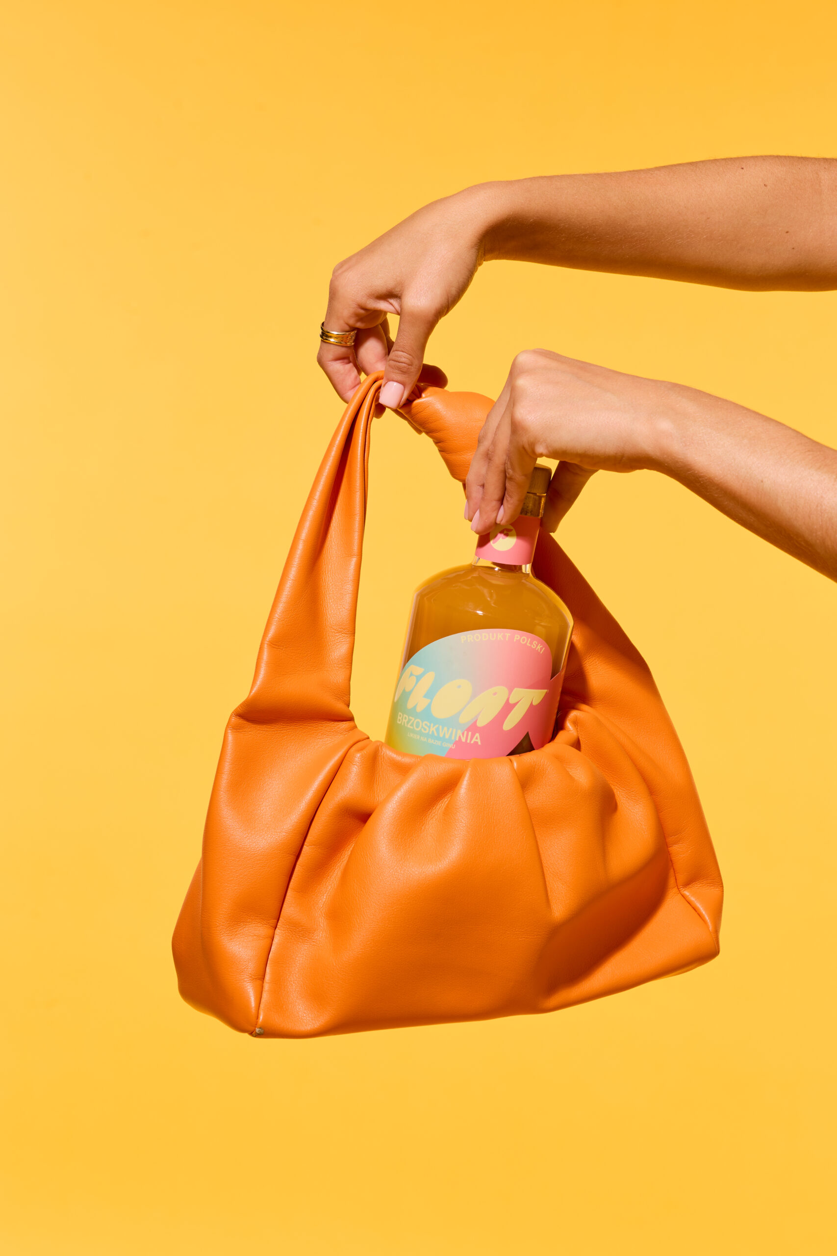 FLOAT Brzoskwinia Likier 700ml - obrazek 2